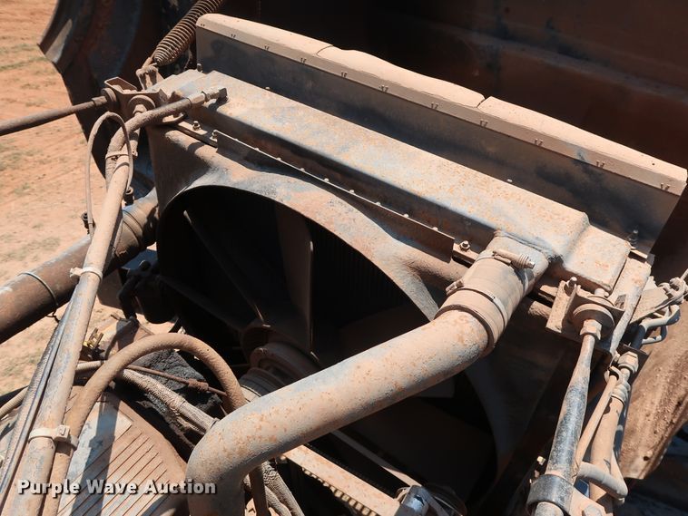 image for item DG4098 2001 Western Star 4964SX spreader truck