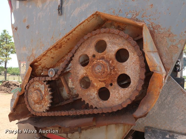 image for item DG4098 2001 Western Star 4964SX spreader truck