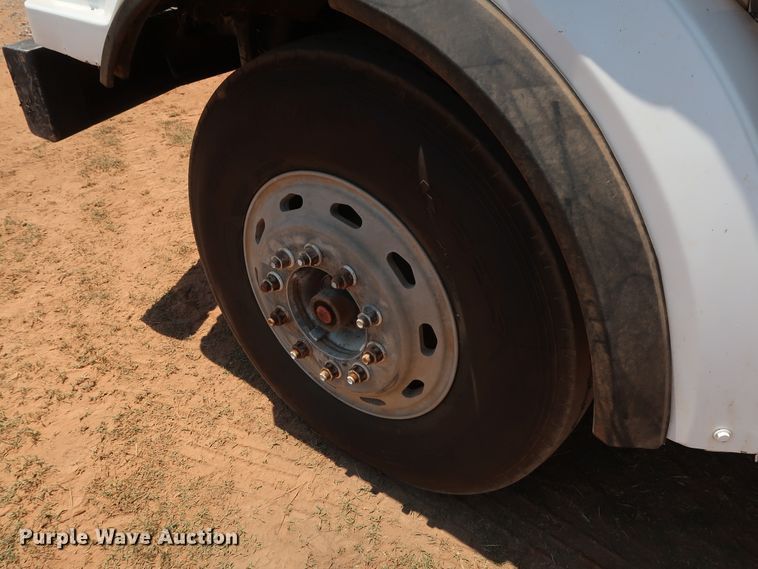 image for item DG4098 2001 Western Star 4964SX spreader truck