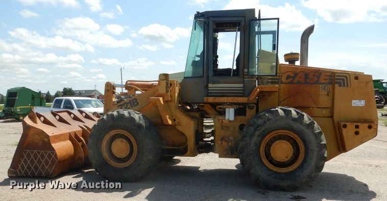 image for item DG5821 1997 Case 721B wheel loader