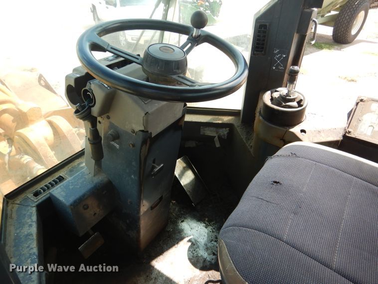 image for item DG5821 1997 Case 721B wheel loader