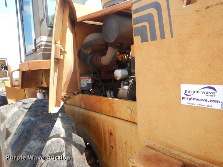 image for item DG5821 1997 Case 721B wheel loader