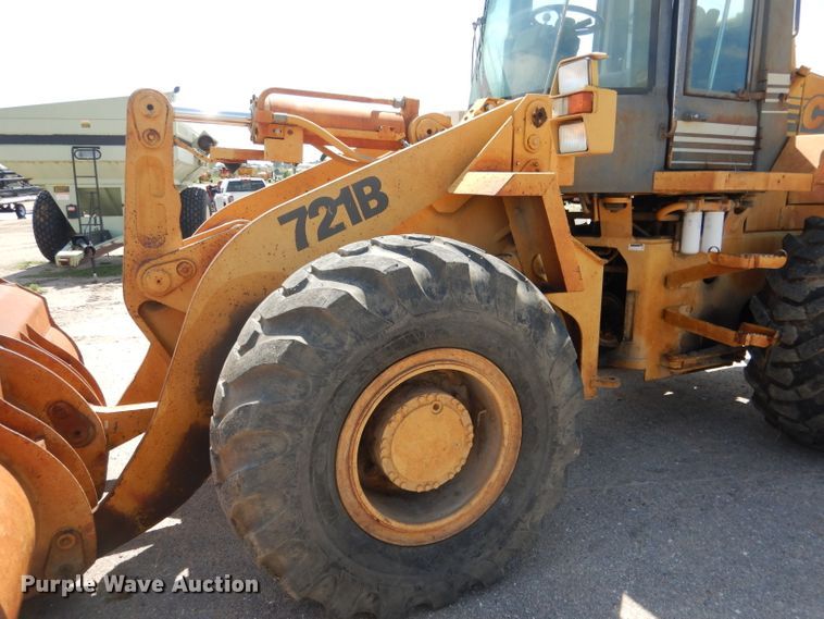 image for item DG5821 1997 Case 721B wheel loader