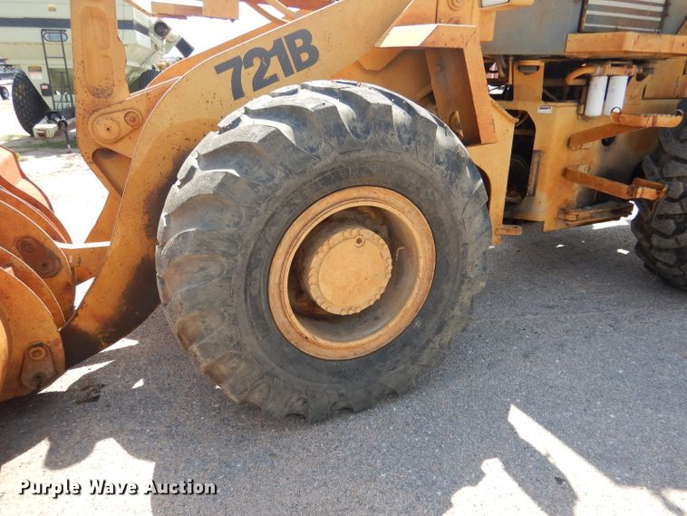 image for item DG5821 1997 Case 721B wheel loader