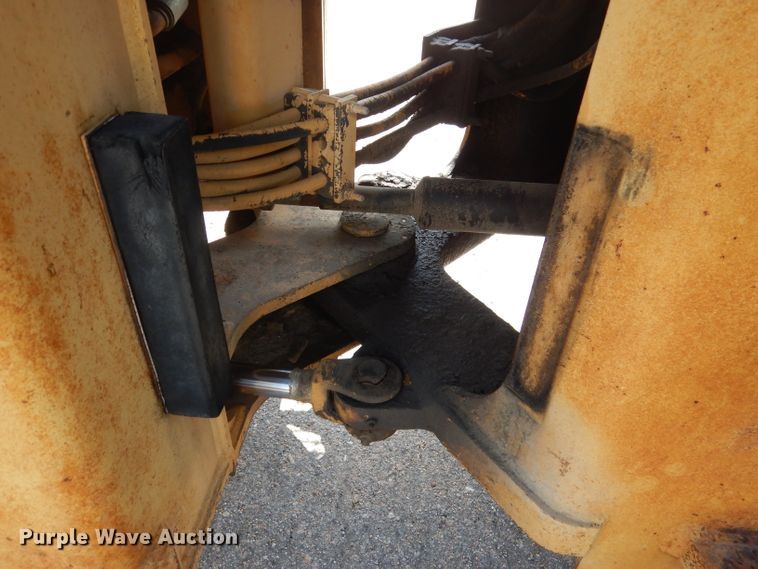 image for item DG5821 1997 Case 721B wheel loader