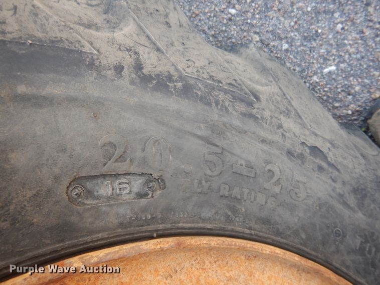 image for item DG5821 1997 Case 721B wheel loader