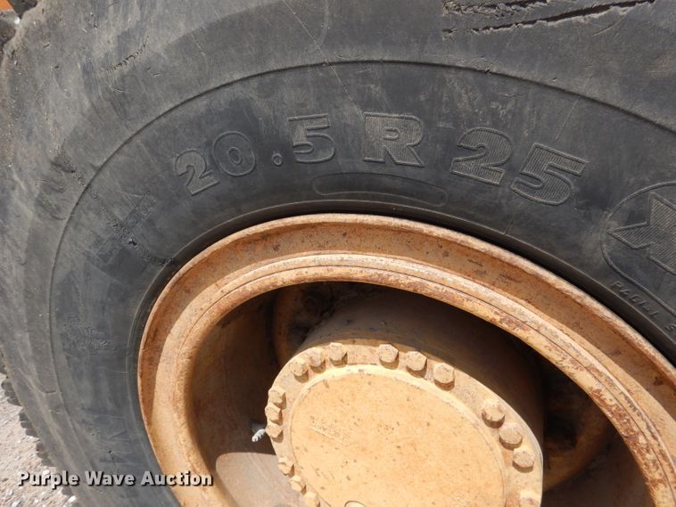 image for item DG5821 1997 Case 721B wheel loader