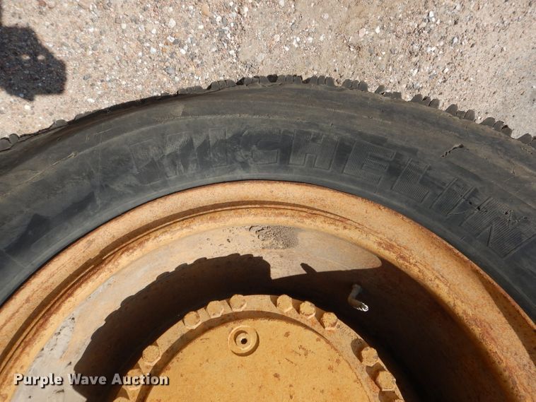 image for item DG5821 1997 Case 721B wheel loader