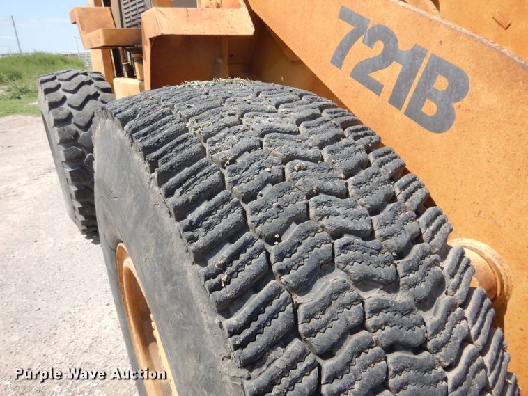 image for item DG5821 1997 Case 721B wheel loader
