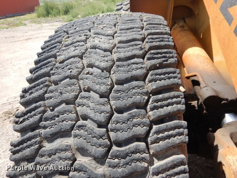 image for item DG5821 1997 Case 721B wheel loader