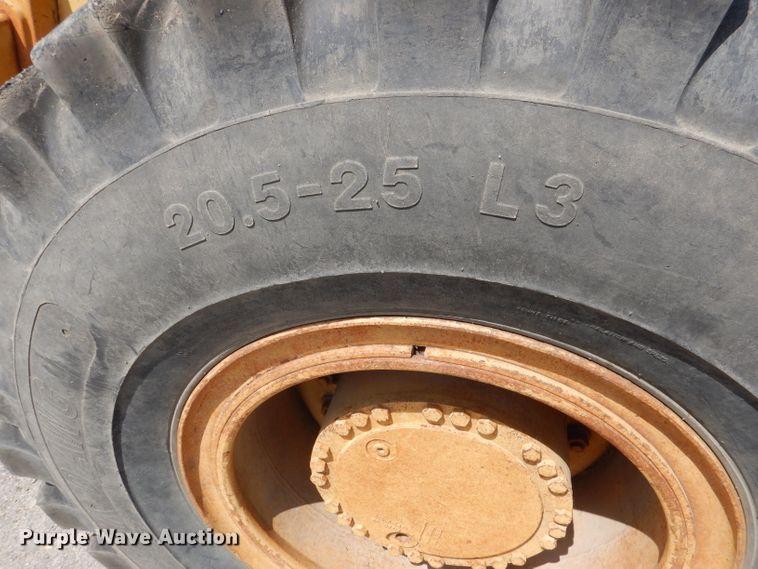 image for item DG5821 1997 Case 721B wheel loader