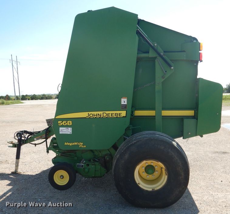 image for item DG5822 2009 John Deere 568 Mega Wide Plus round baler