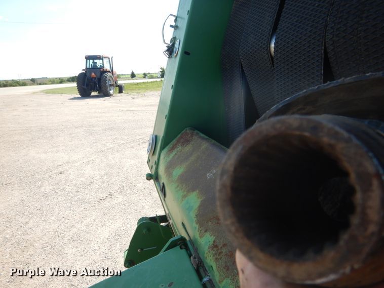 image for item DG5822 2009 John Deere 568 Mega Wide Plus round baler