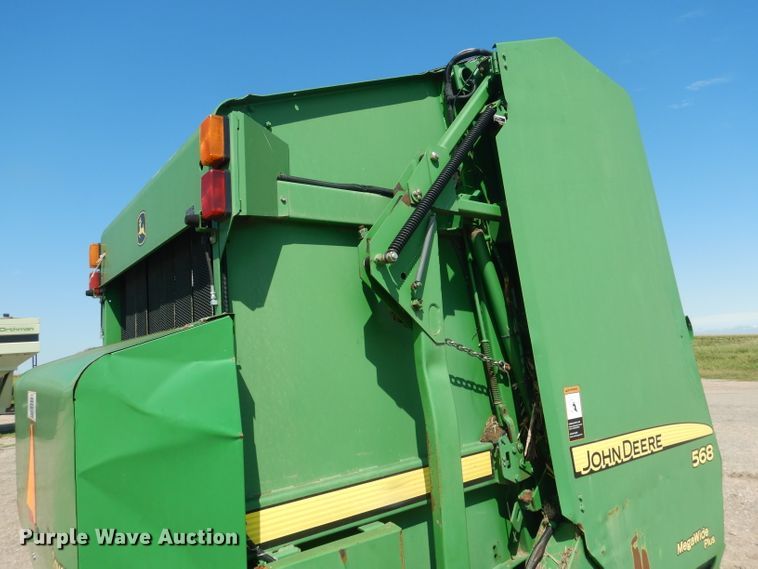 image for item DG5822 2009 John Deere 568 Mega Wide Plus round baler