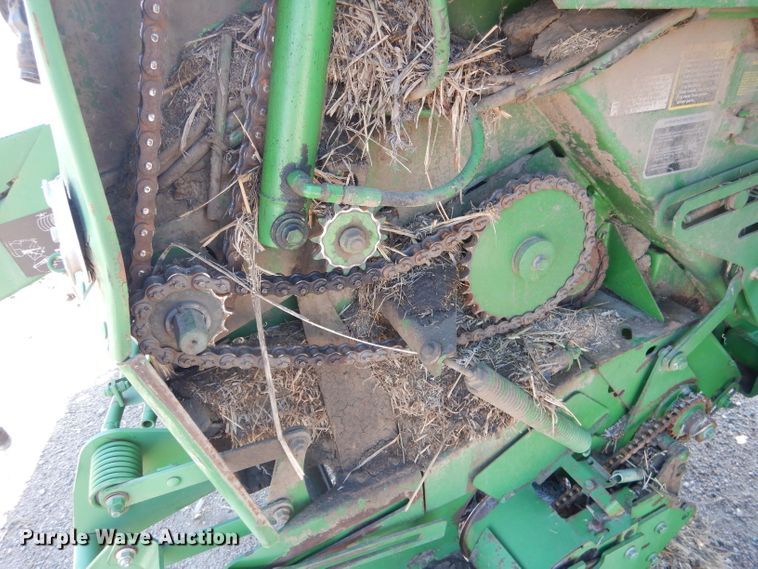 image for item DG5822 2009 John Deere 568 Mega Wide Plus round baler