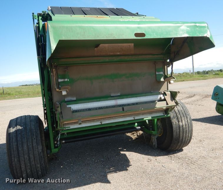 image for item DG5822 2009 John Deere 568 Mega Wide Plus round baler