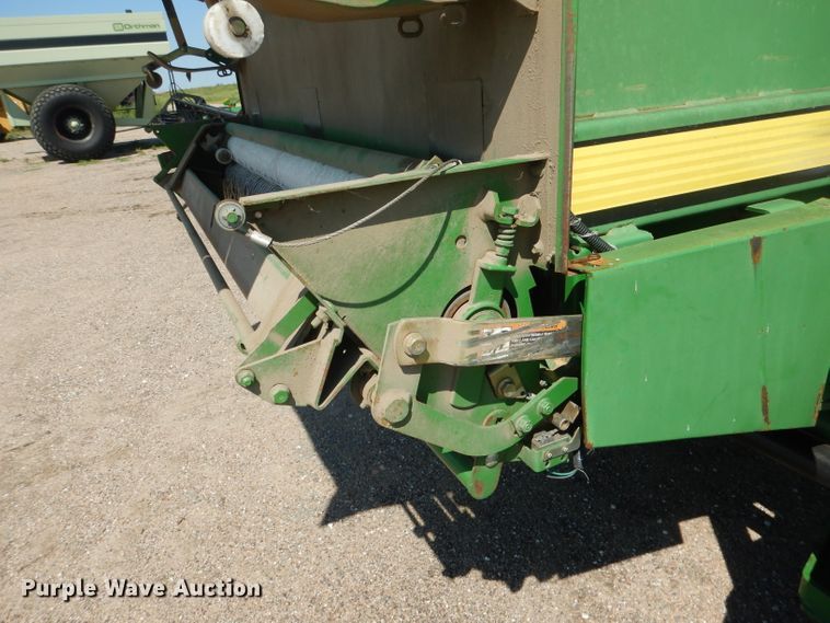 image for item DG5822 2009 John Deere 568 Mega Wide Plus round baler