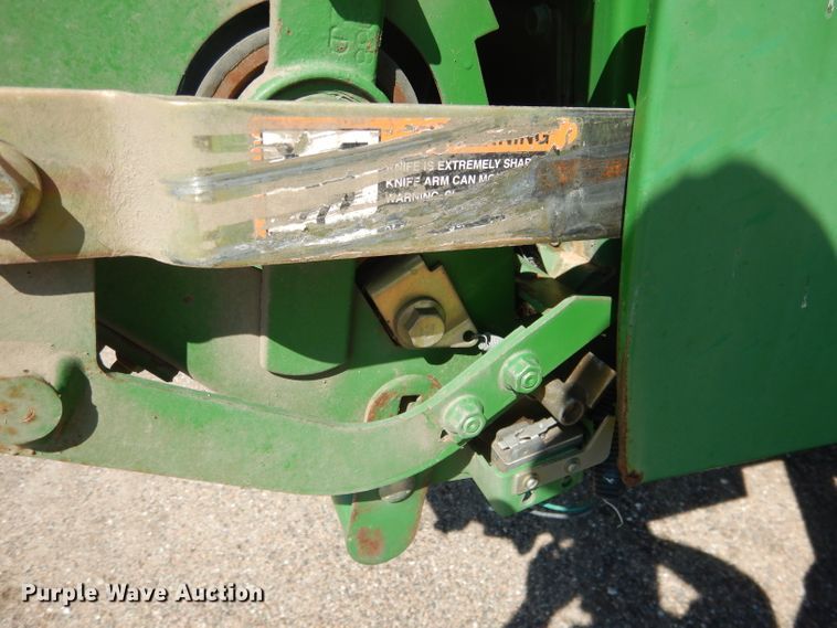 image for item DG5822 2009 John Deere 568 Mega Wide Plus round baler