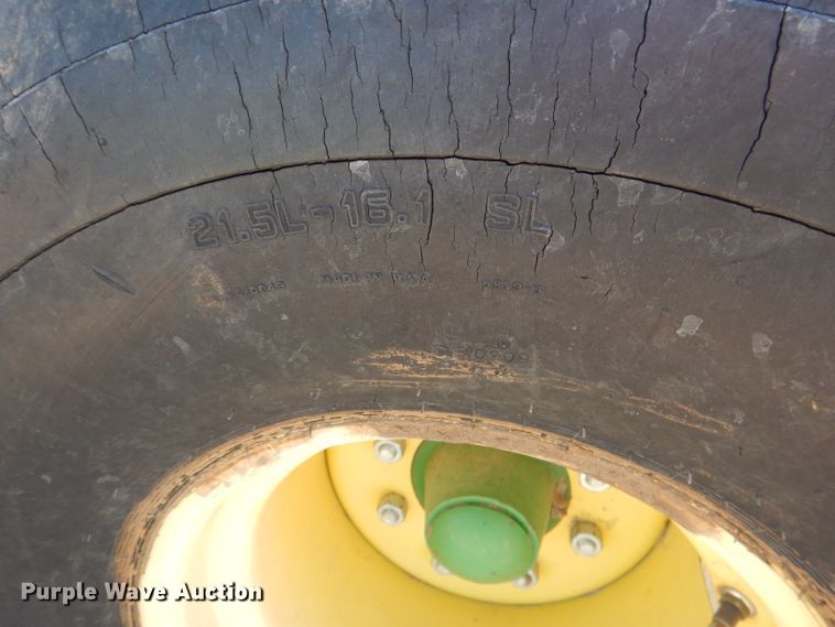 image for item DG5822 2009 John Deere 568 Mega Wide Plus round baler