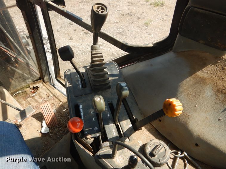 image for item DG5823 1997 Case IH 5240 tractor