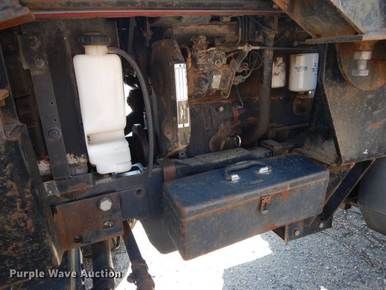 image for item DG5823 1997 Case IH 5240 tractor