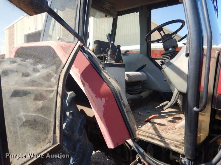 image for item DG5823 1997 Case IH 5240 tractor