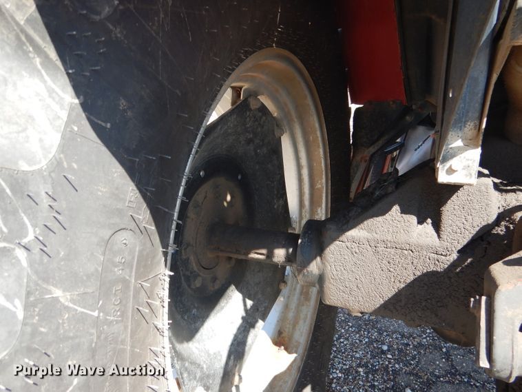 image for item DG5823 1997 Case IH 5240 tractor