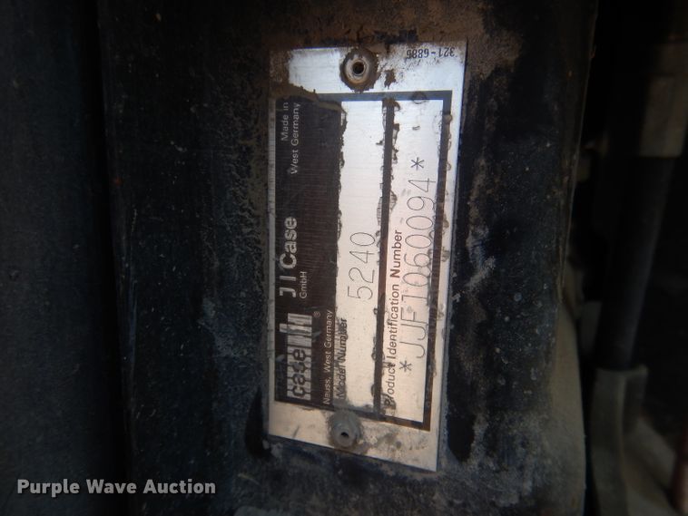 image for item DG5823 1997 Case IH 5240 tractor