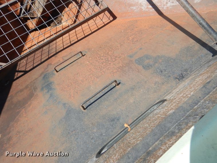 image for item DG5824 Orthman 608-020 grain cart