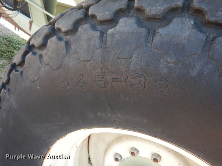 image for item DG5824 Orthman 608-020 grain cart