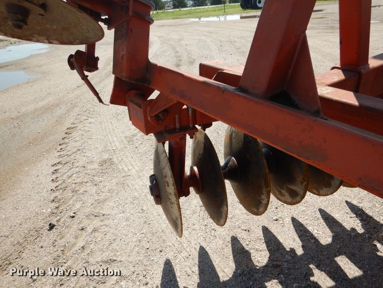 image for item DG5827 Bush Hog 1550 tandem disk