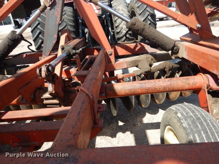 image for item DG5827 Bush Hog 1550 tandem disk