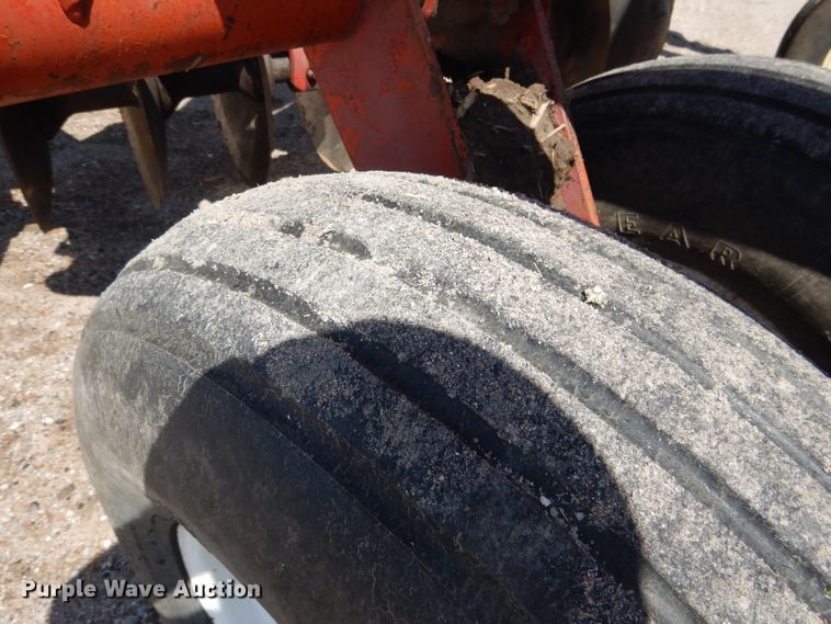 image for item DG5827 Bush Hog 1550 tandem disk