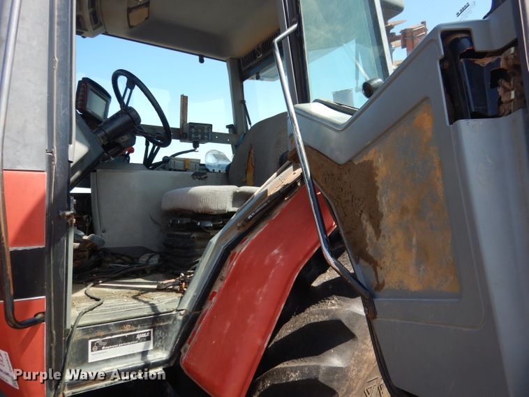 image for item DG5828 1994 Case IH 7220 tractor