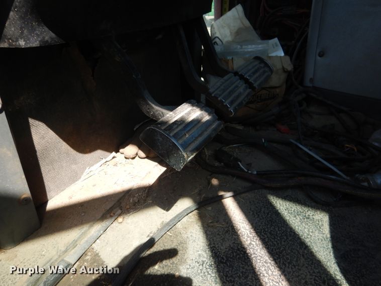 image for item DG5828 1994 Case IH 7220 tractor