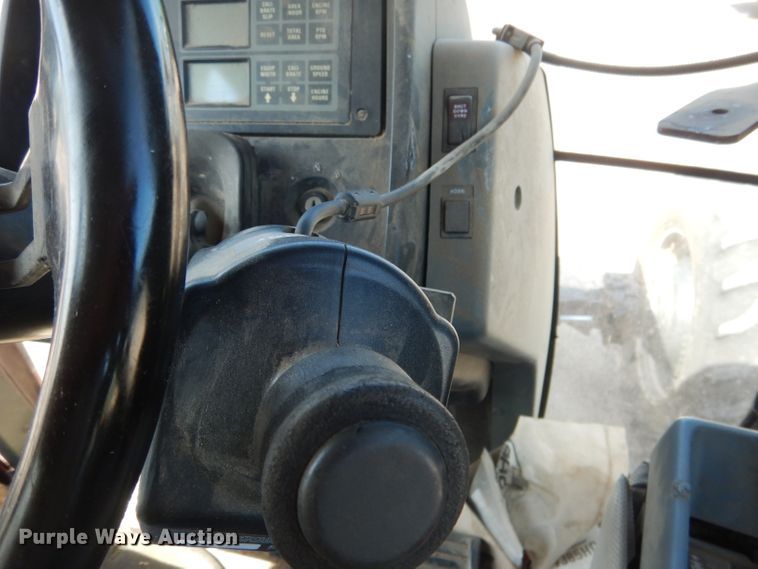 image for item DG5828 1994 Case IH 7220 tractor