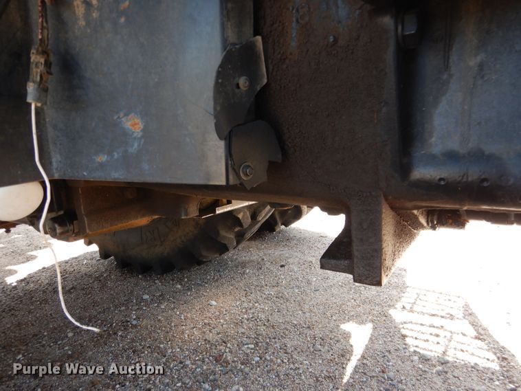 image for item DG5828 1994 Case IH 7220 tractor