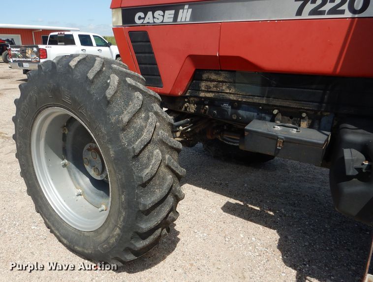 image for item DG5828 1994 Case IH 7220 tractor