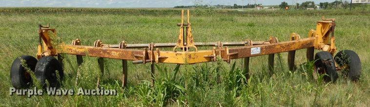 image for item DG5829 V-Shank V-ripper