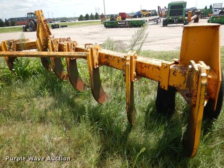 image for item DG5829 V-Shank V-ripper