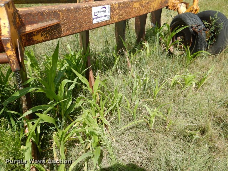 image for item DG5829 V-Shank V-ripper