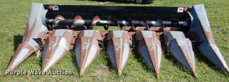 image for item DH2036 AGCO Gleaner Hugger corn head