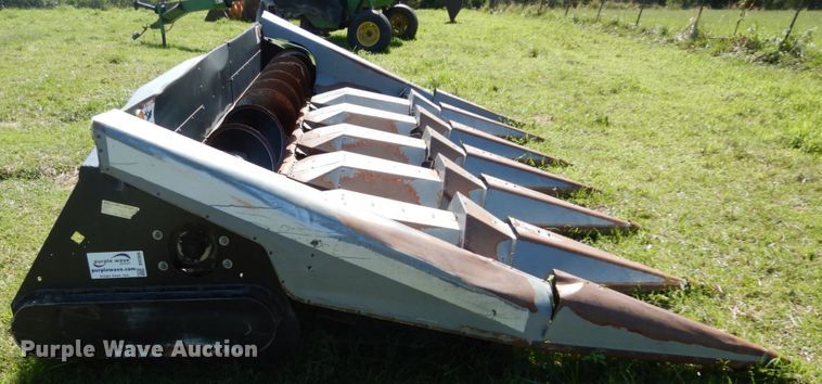 image for item DH2036 AGCO Gleaner Hugger corn head