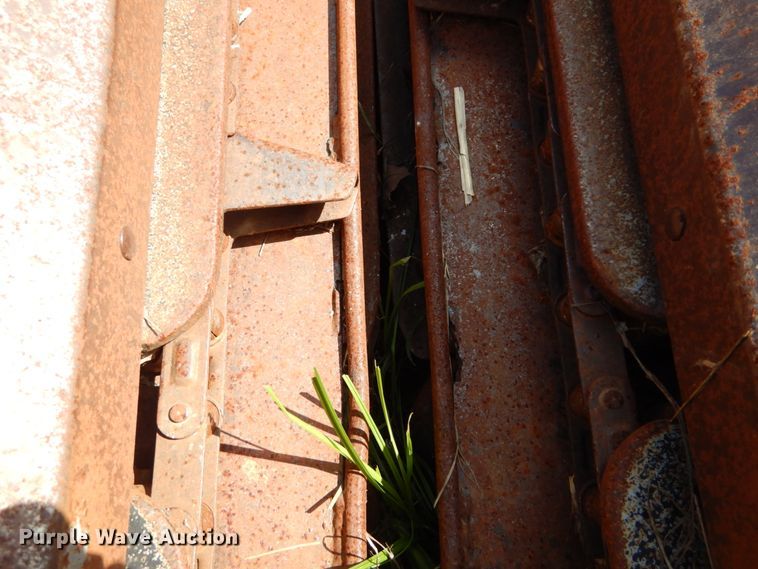 image for item DH2036 AGCO Gleaner Hugger corn head