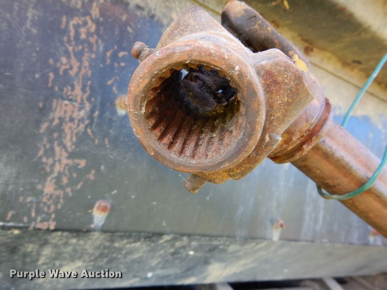 image for item DH2036 AGCO Gleaner Hugger corn head