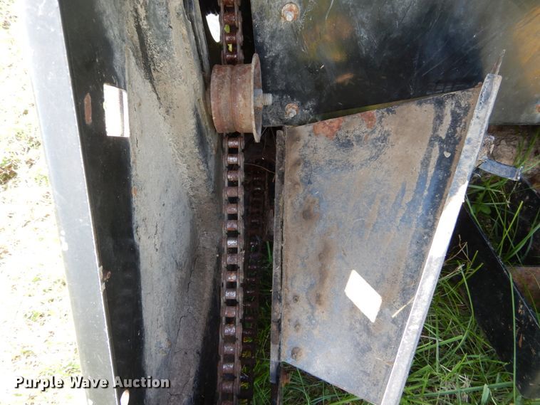 image for item DH2036 AGCO Gleaner Hugger corn head