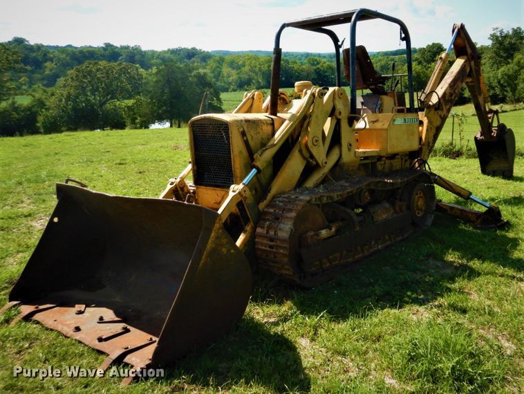 image for item DH2038 1971 John Deere 450B track loader