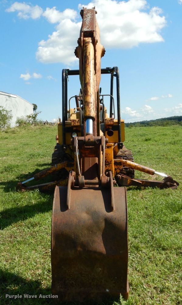 image for item DH2038 1971 John Deere 450B track loader