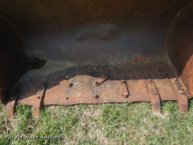 image for item DH2038 1971 John Deere 450B track loader