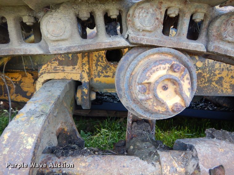 image for item DH2038 1971 John Deere 450B track loader